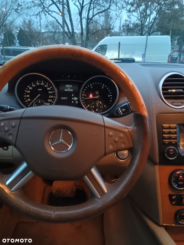 Mercedes-Benz GL - 5