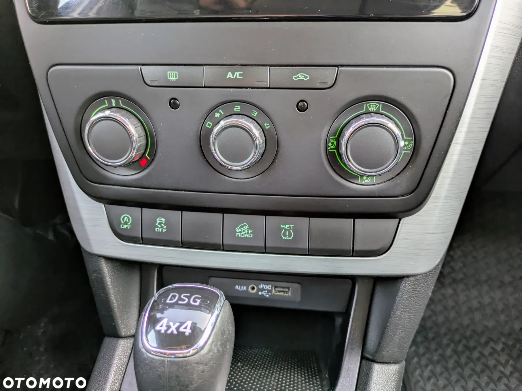 Skoda Yeti 2.0 TDI DPF 4x4 Edition DSG - 27