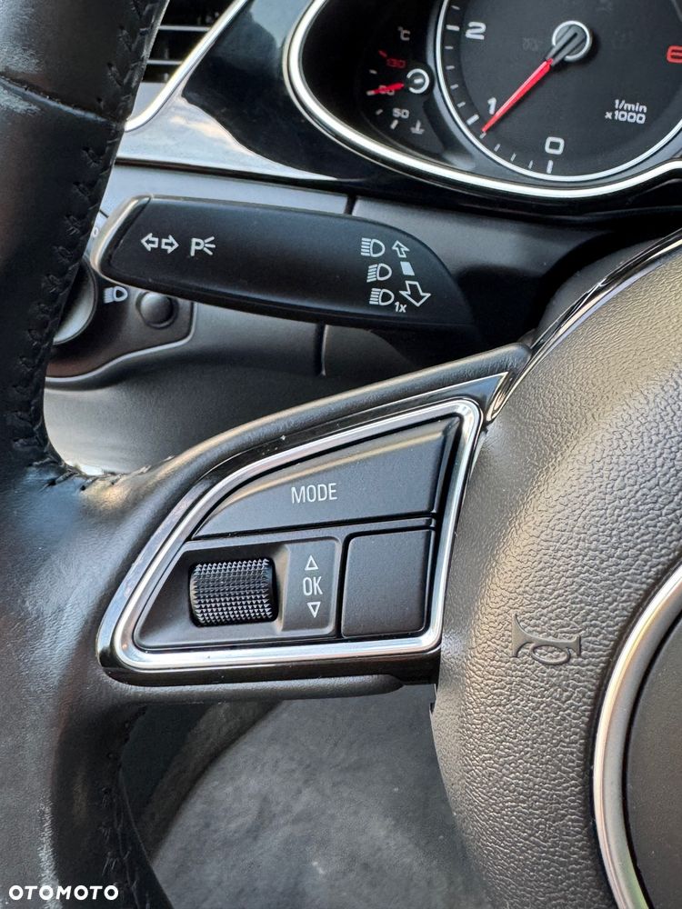 Audi A4 Avant 2.0 TDI DPF clean diesel quattro S line Sportpaket - 13