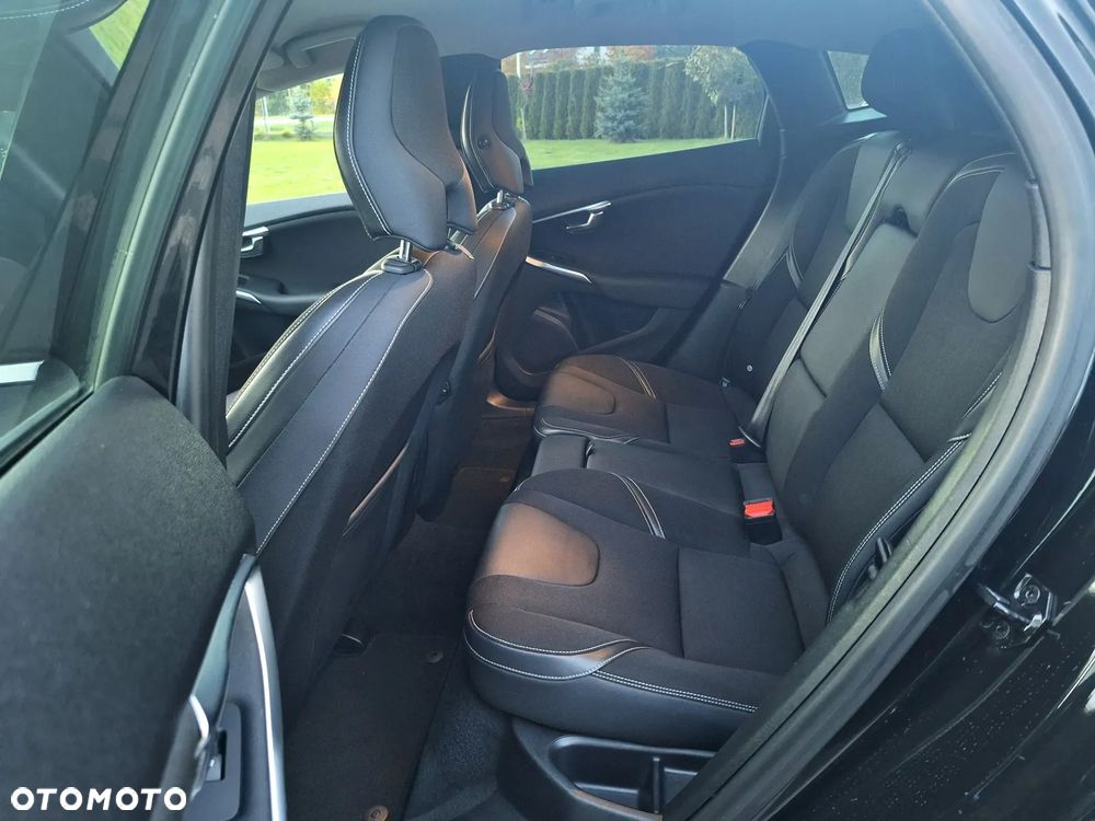 Volvo V40 - 21