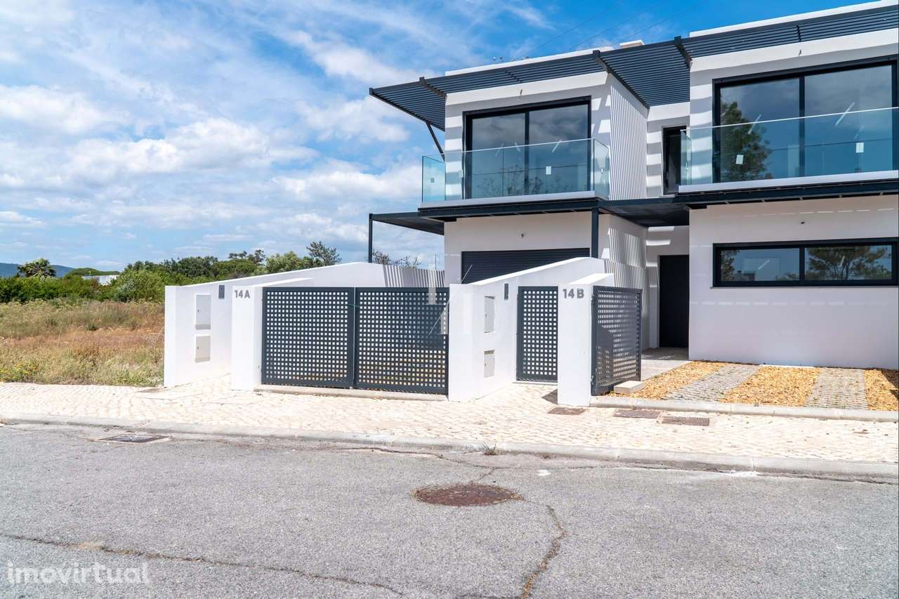 Moradia geminada T3 para venda em Brancanes, Olhão - Grande imagem: 3/25