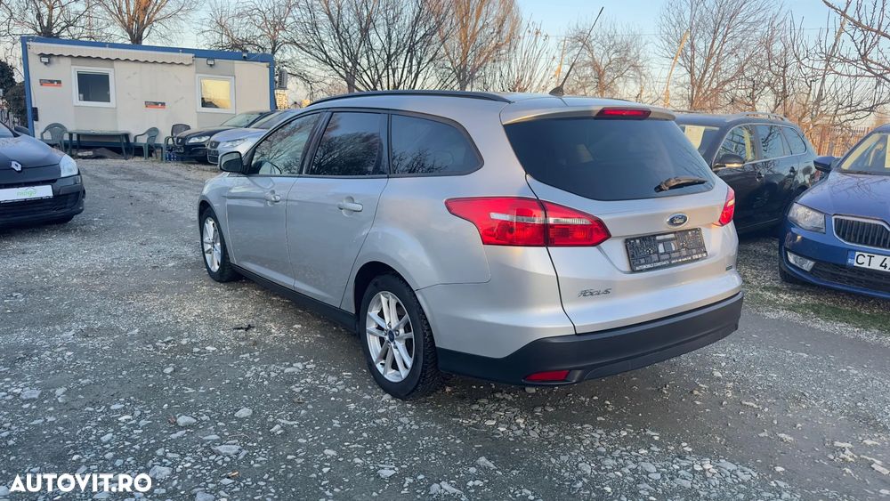 Ford Focus 1.0 EcoBoost Trend - 13