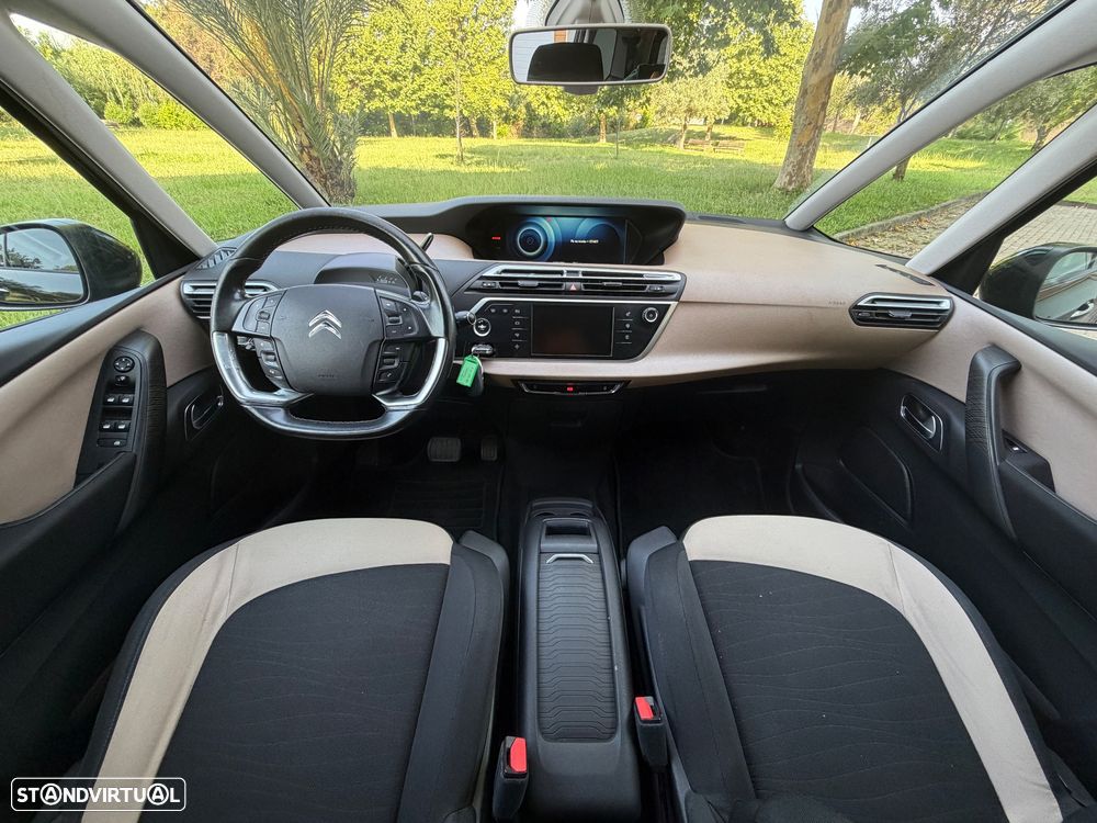 Citroën C4 Grand Picasso 1.6 e-HDi Collection ETG6 J17 - 25