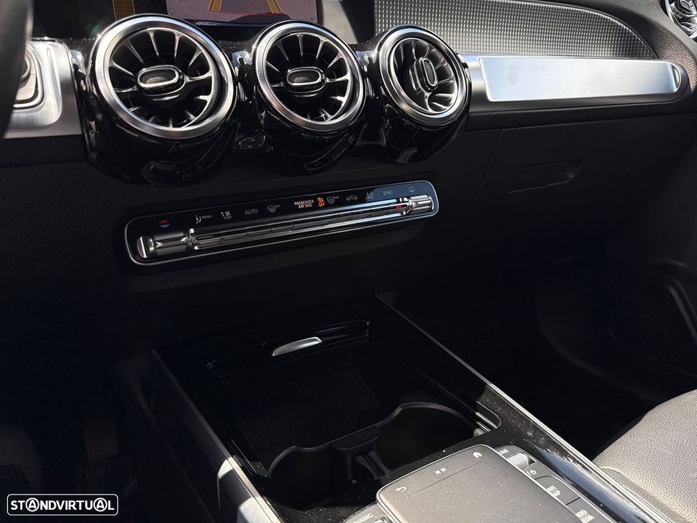 Mercedes-Benz GLB 180 d Progressive - 22
