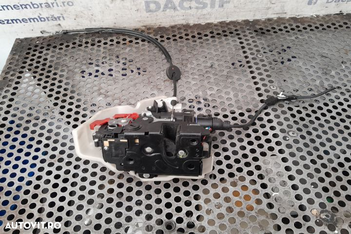 Broasca usa spate stanga Volkswagen VW Golf 6  [din 2008 pana  2015] - 2