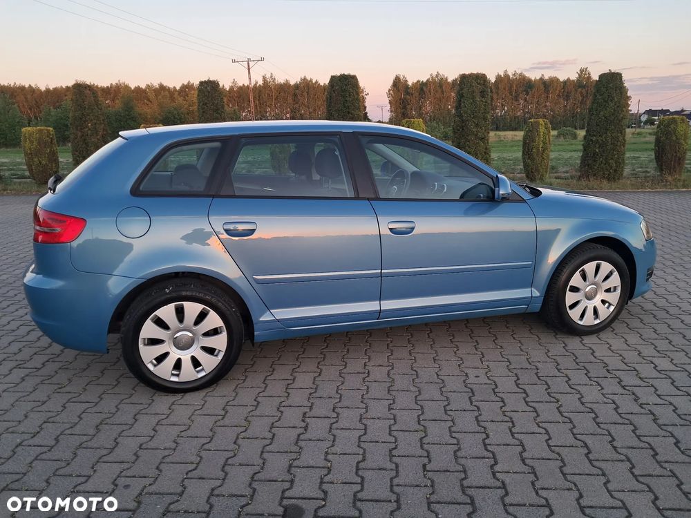 Audi A3 Sportback 1.6 Ambition - 8