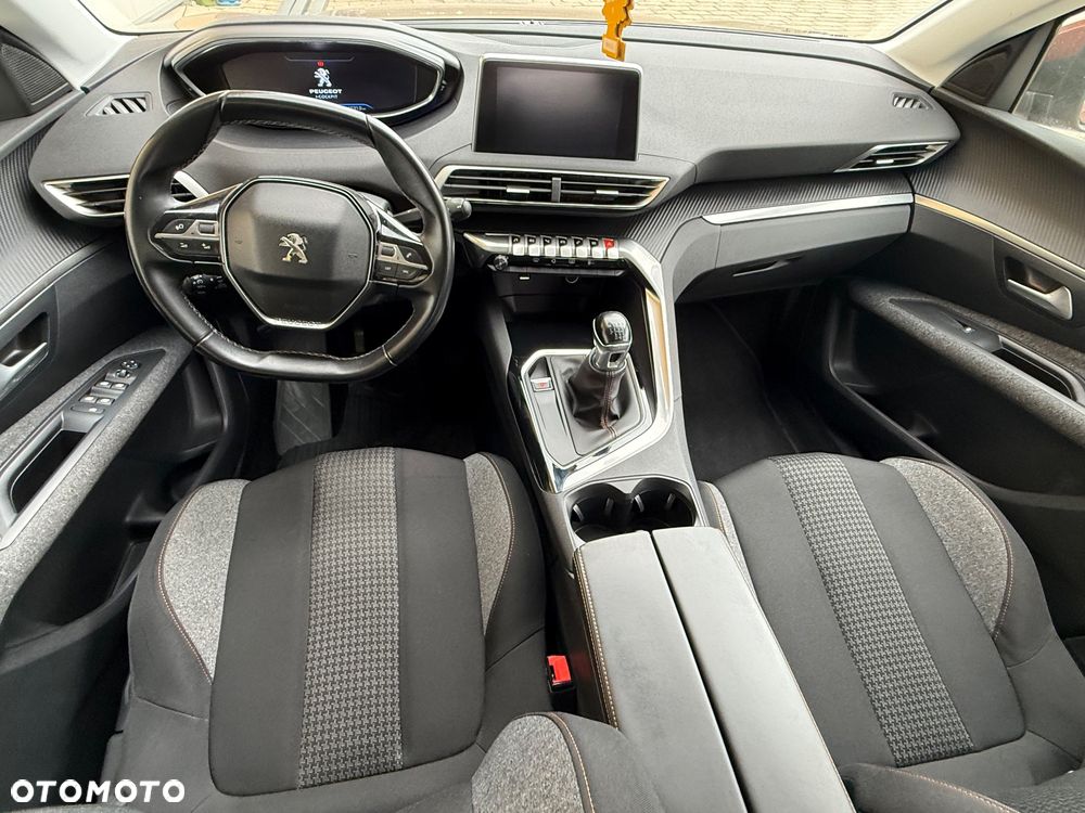 Peugeot 3008 PureTech 130 Stop & Start Access - 32