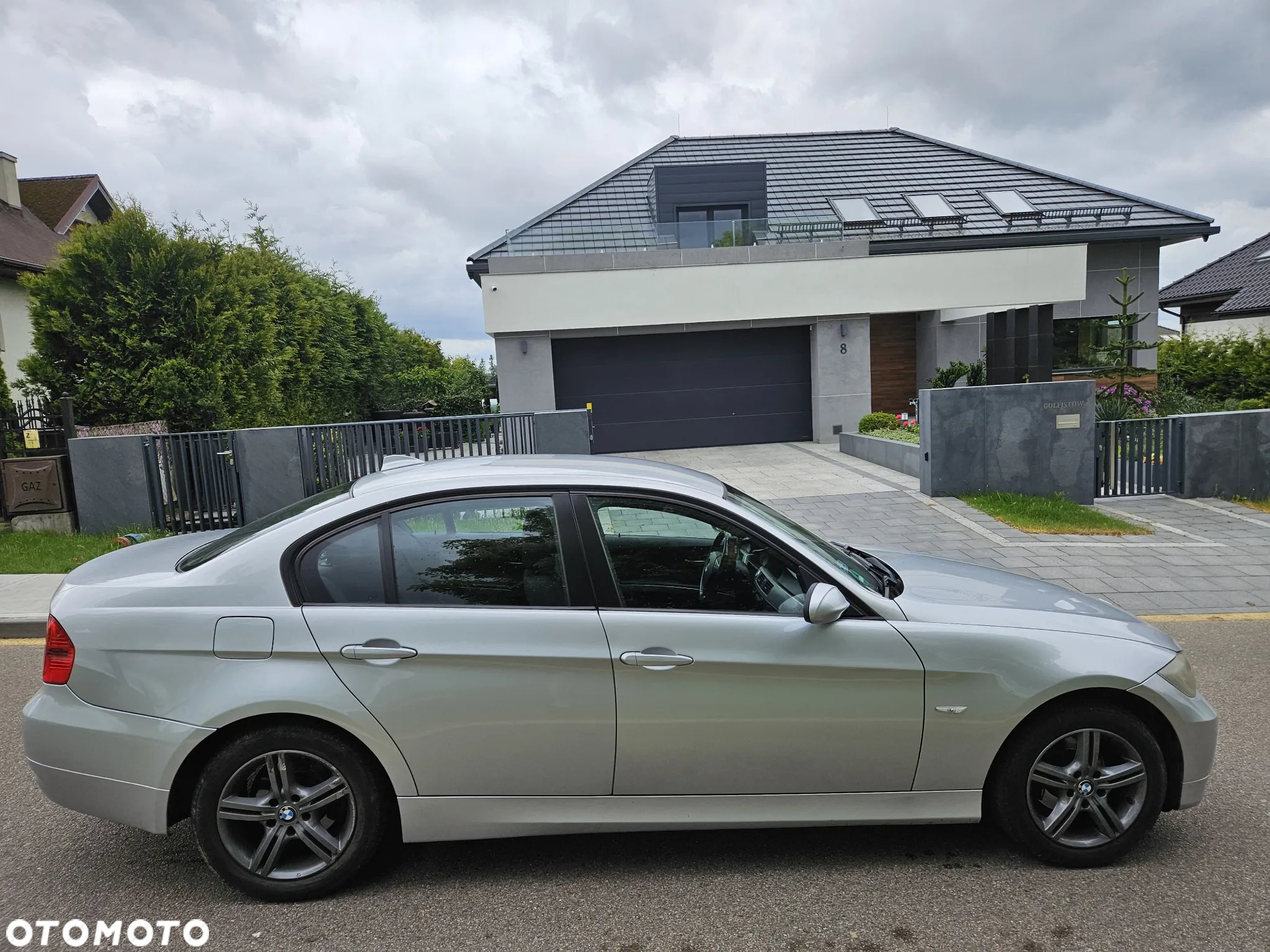 BMW Seria 3 318i - 11