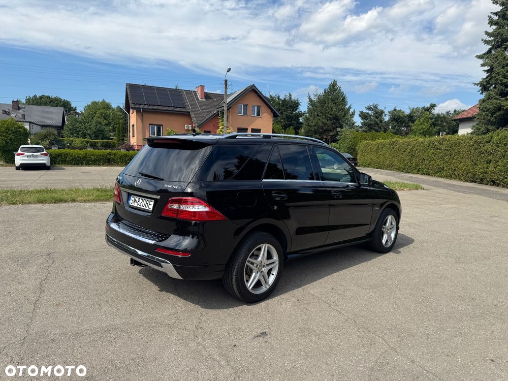Mercedes-Benz ML 350 BlueTEC 4MATIC 7G-TRONIC - 4