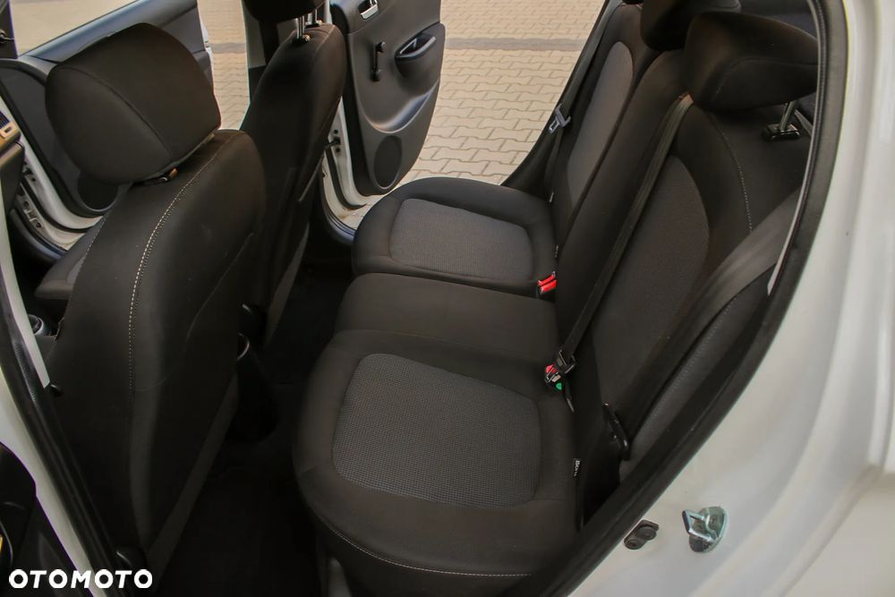 Hyundai i20 1.25 Comfort - 28
