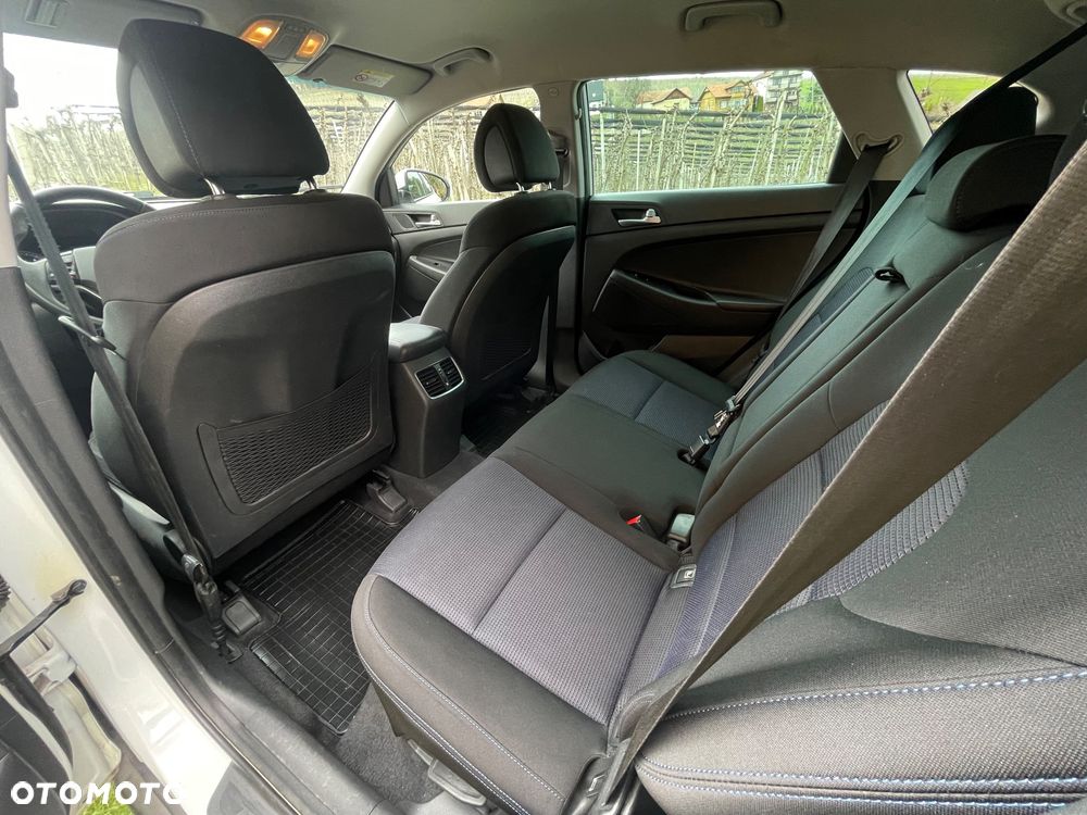 Hyundai Tucson blue 1.7 CRDi 2WD DCT Passion - 26