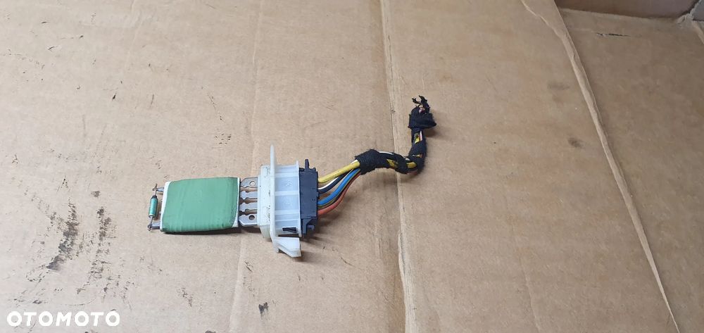 Rezystor dmuchawy opornik 1.4 TSI VW Passat B6 - 4