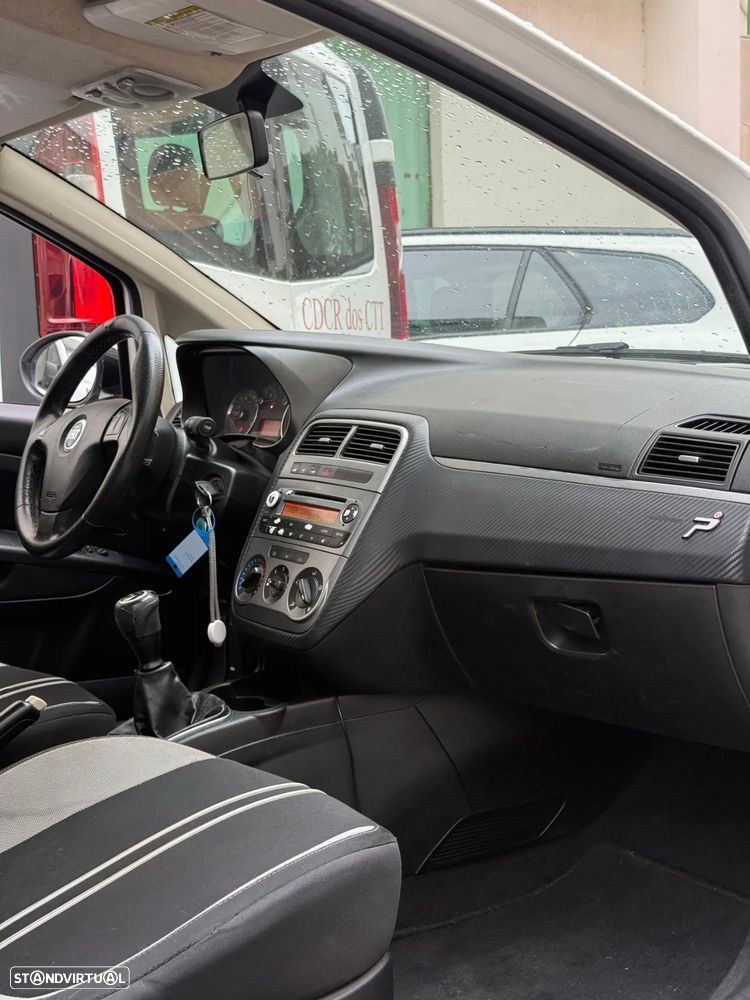 Fiat Grande Punto 1.3 M-Jet Dynamic - 11