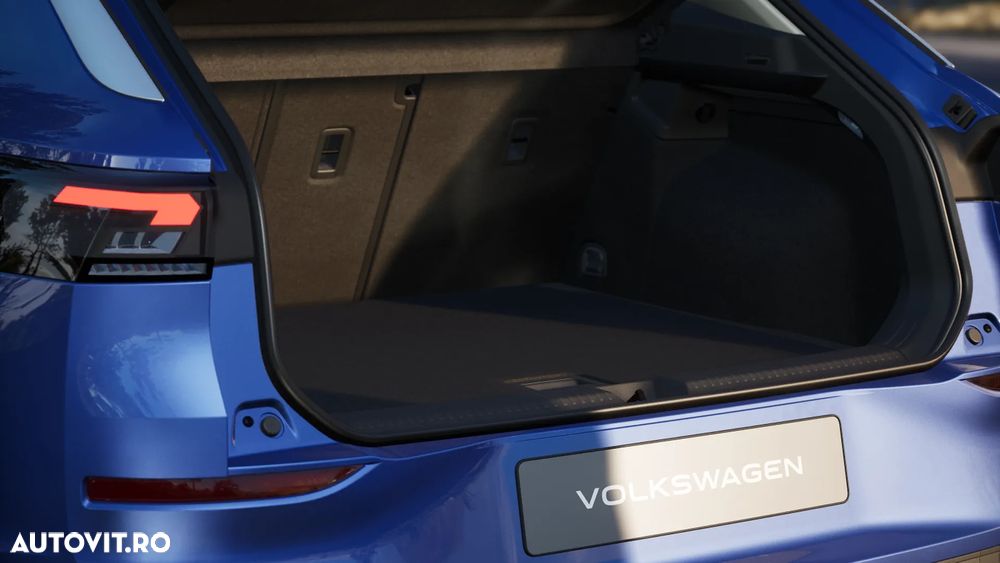 Volkswagen T-Roc - 11