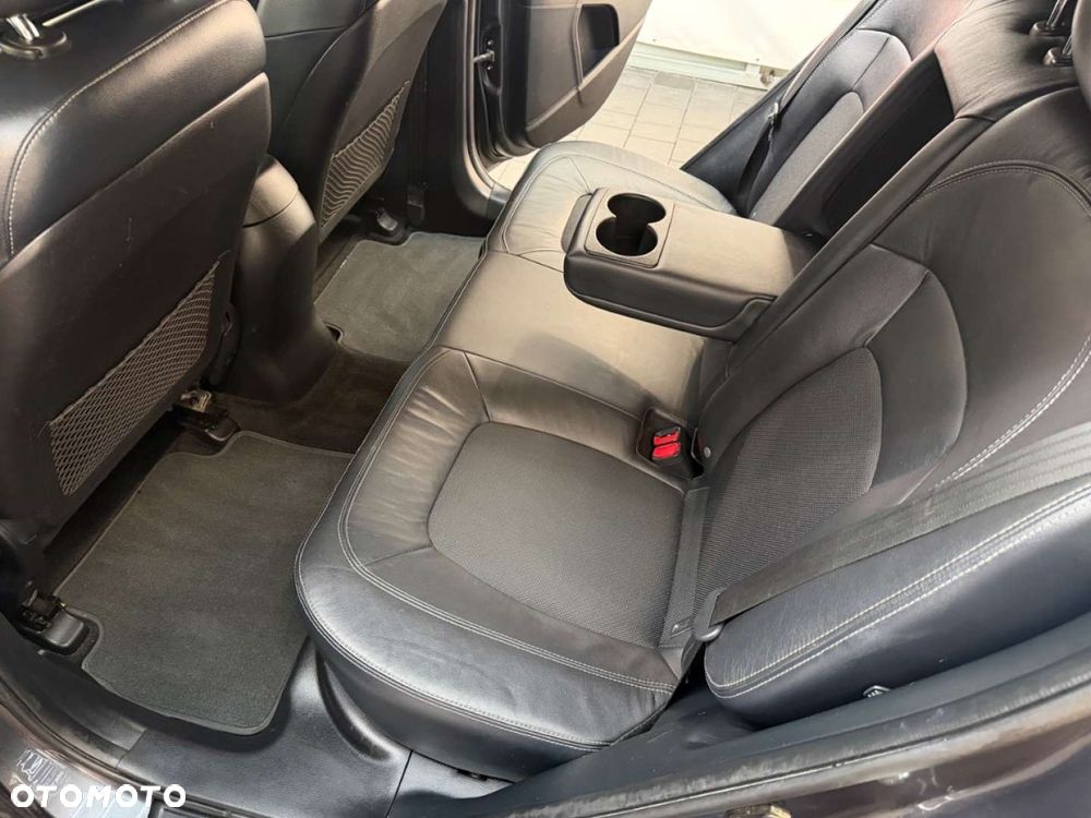 Kia Sportage - 33