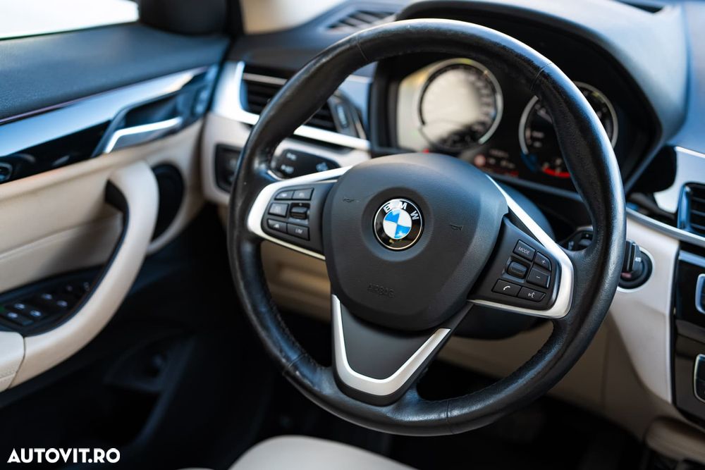 BMW X1 - 32