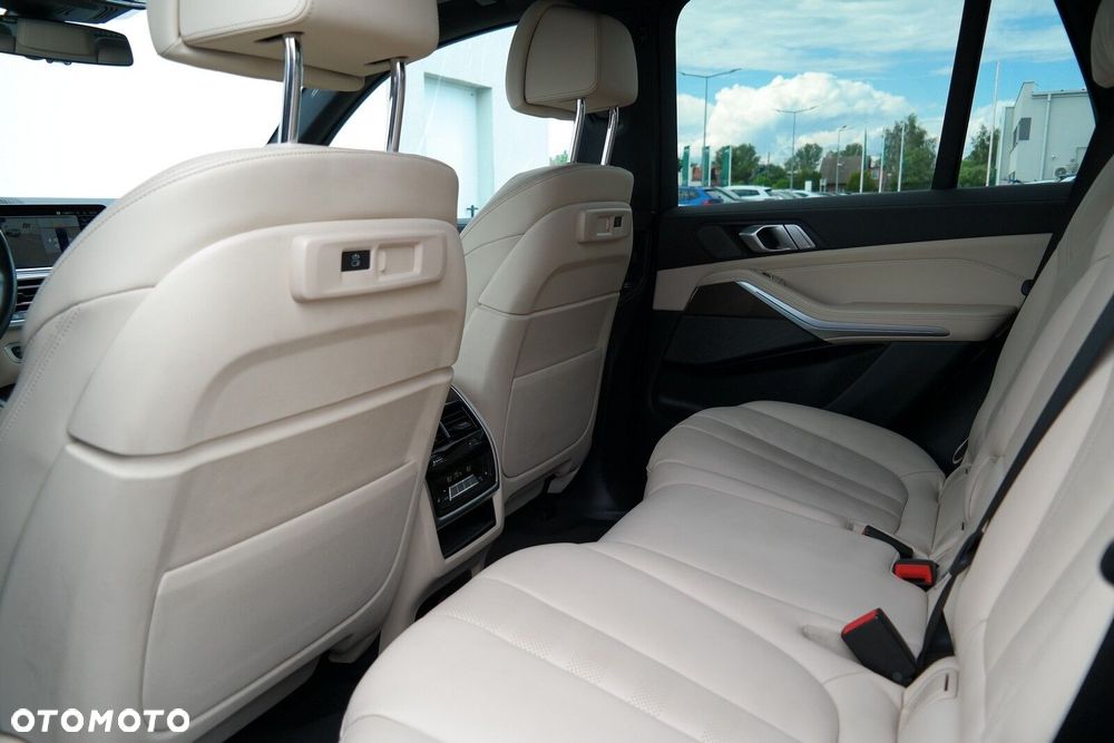 BMW X5 - 11