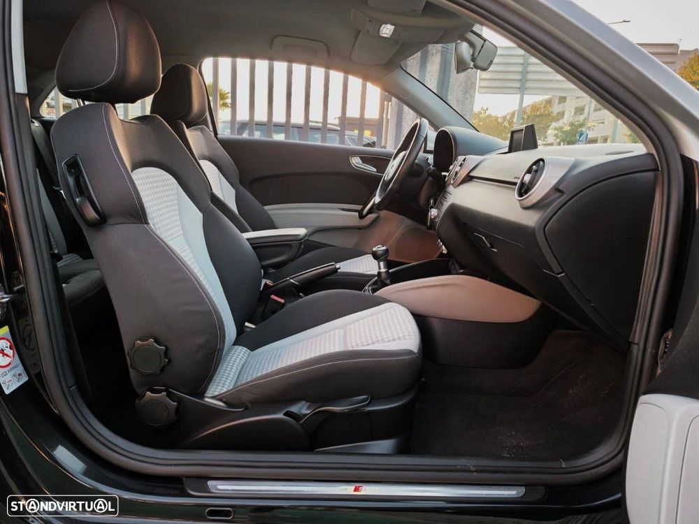 Audi A1 1.6 TDI S-line - 11