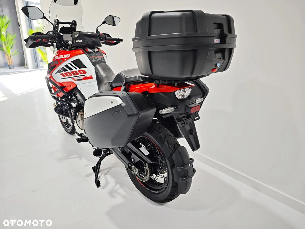 Suzuki V-STROM - 19