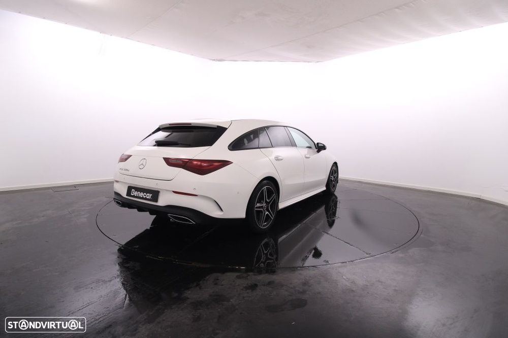 Mercedes-Benz CLA 180 d Shooting Brake AMG Line Aut. - 7