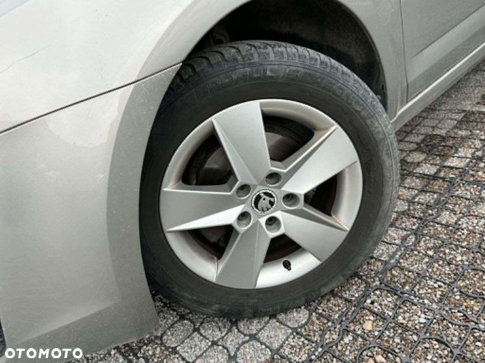 Skoda Octavia 1.6 TDI Edition - 9