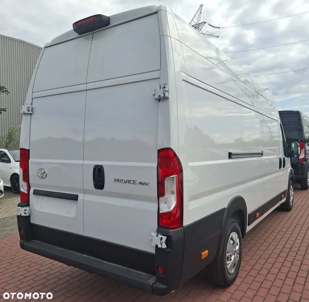 Toyota Proace Max - 6