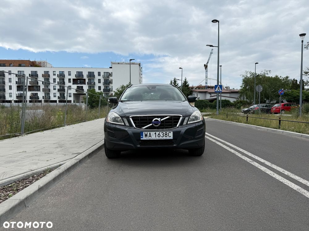 Volvo XC 60 2.4D AWD Momentum - 3