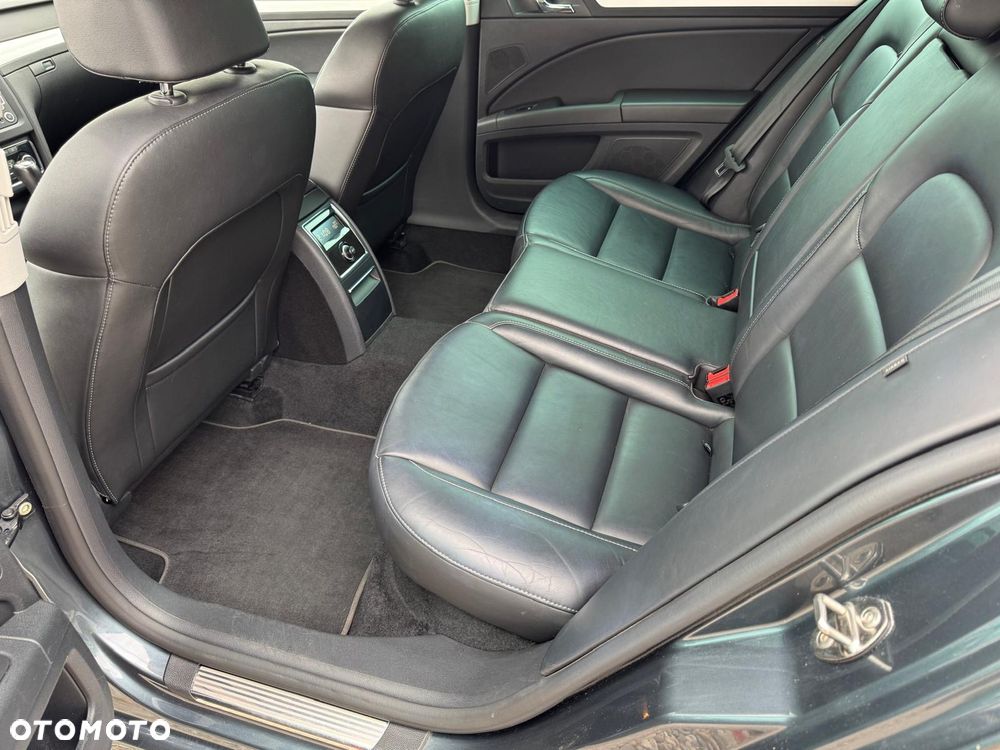 Skoda Superb 2.0 TDI Elegance DSG - 19
