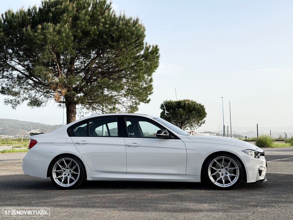 BMW 328 i Sport-Aut. Sport Line - 15