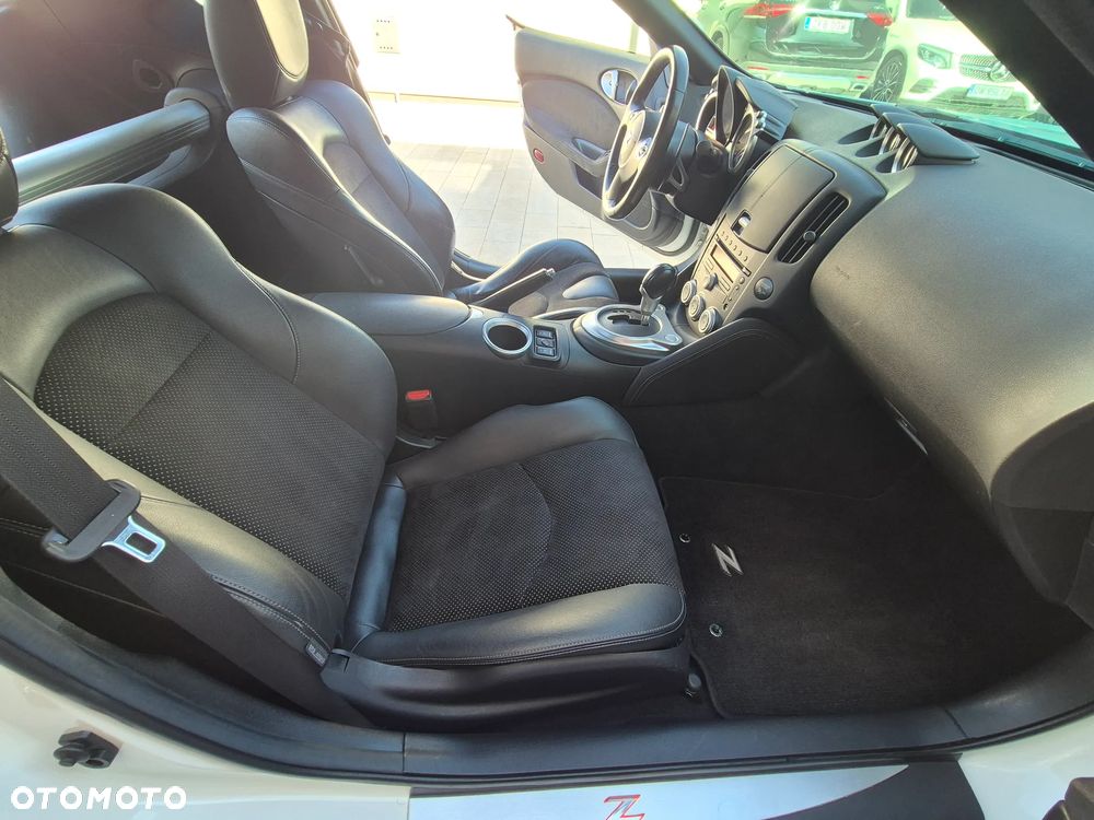 Nissan 370 Z 3.7 V6 Black Edition - 24
