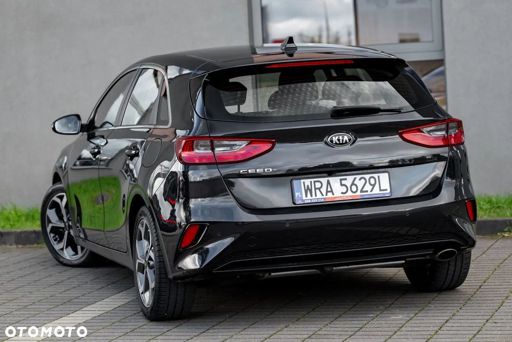 Kia Ceed 1.4 T-GDI L Business Line DCT - 17