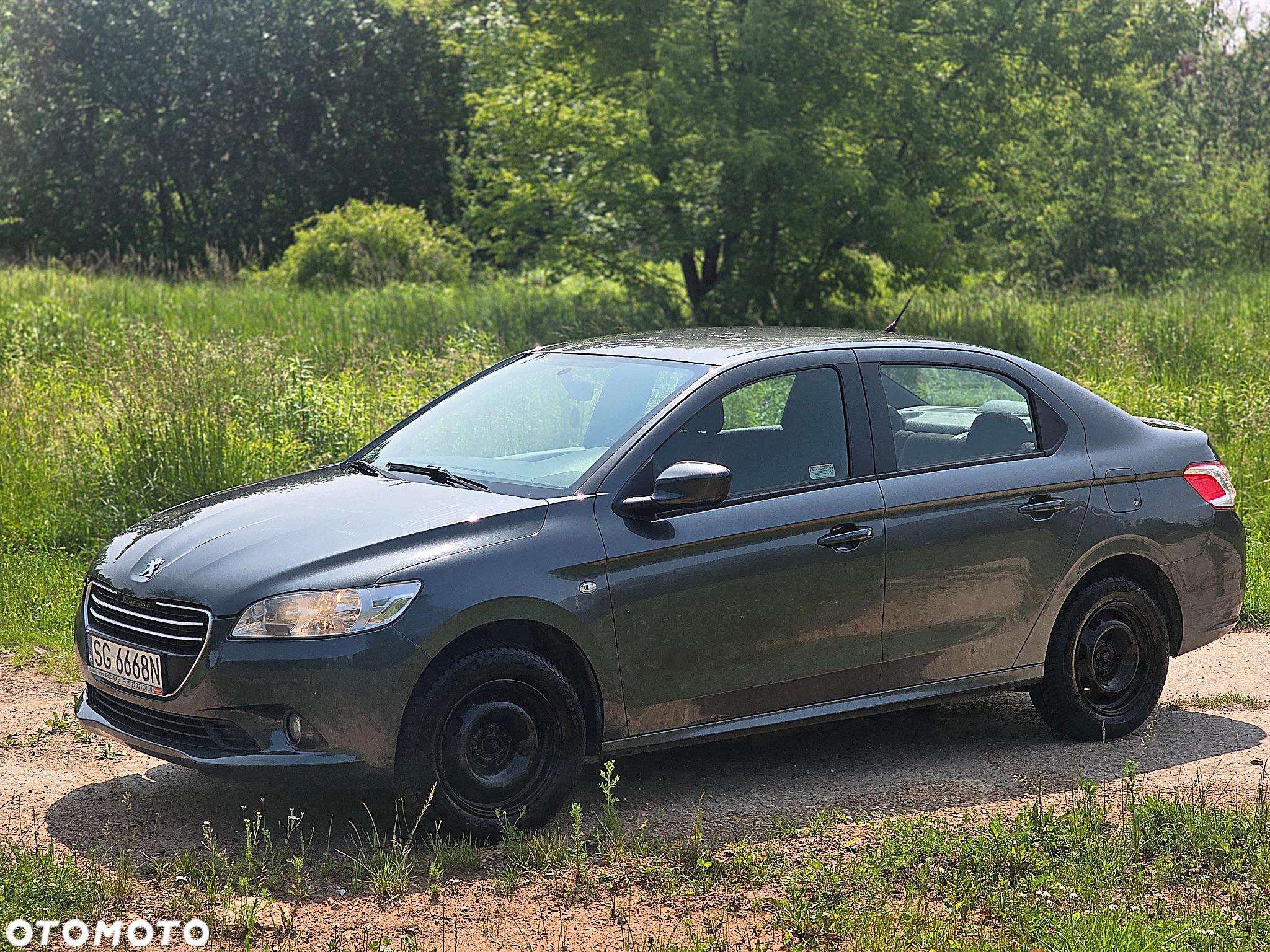 Peugeot 301 1.6 HDi Active - 2