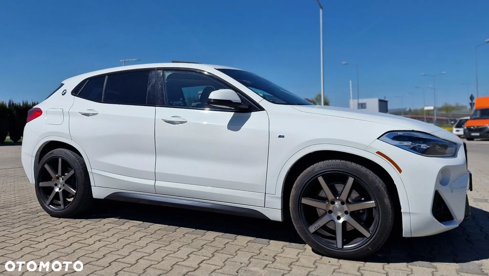 BMW X2 xDrive20i Advantage Plus - 6