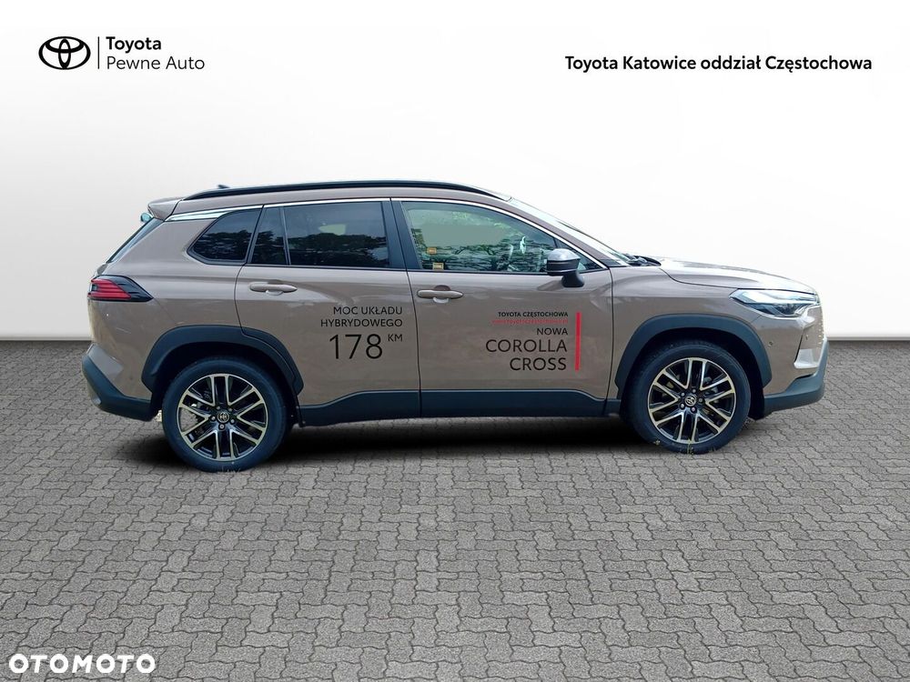 Toyota Corolla Cross 2.0 Hybrid Executive - 18