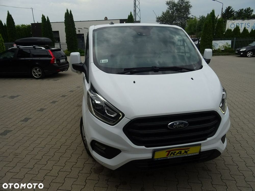 Ford Custom - 3