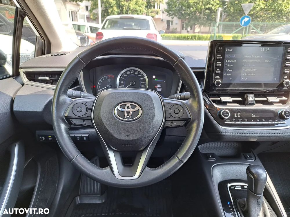 Toyota Corolla 1.8 HSD Business - 10