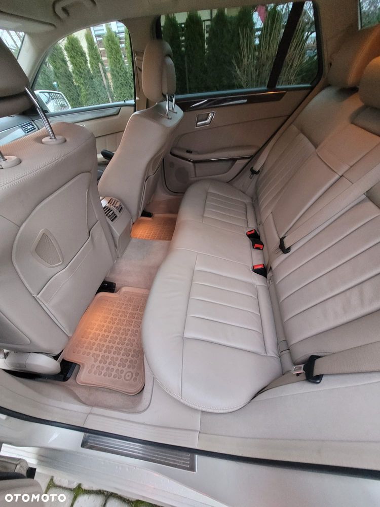 Mercedes-Benz Klasa E 350 CDI BlueEff Elegance - 11