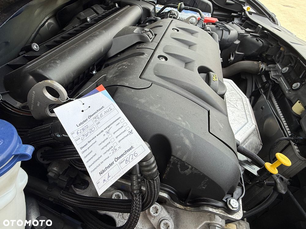 Peugeot 2008 120 VTI Automatik Allure - 40