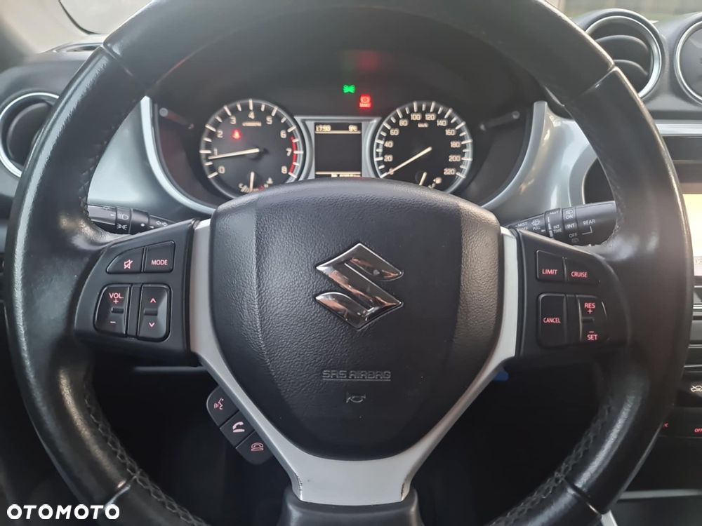 Suzuki Vitara 1.6 (4x2) Comfort+ - 12
