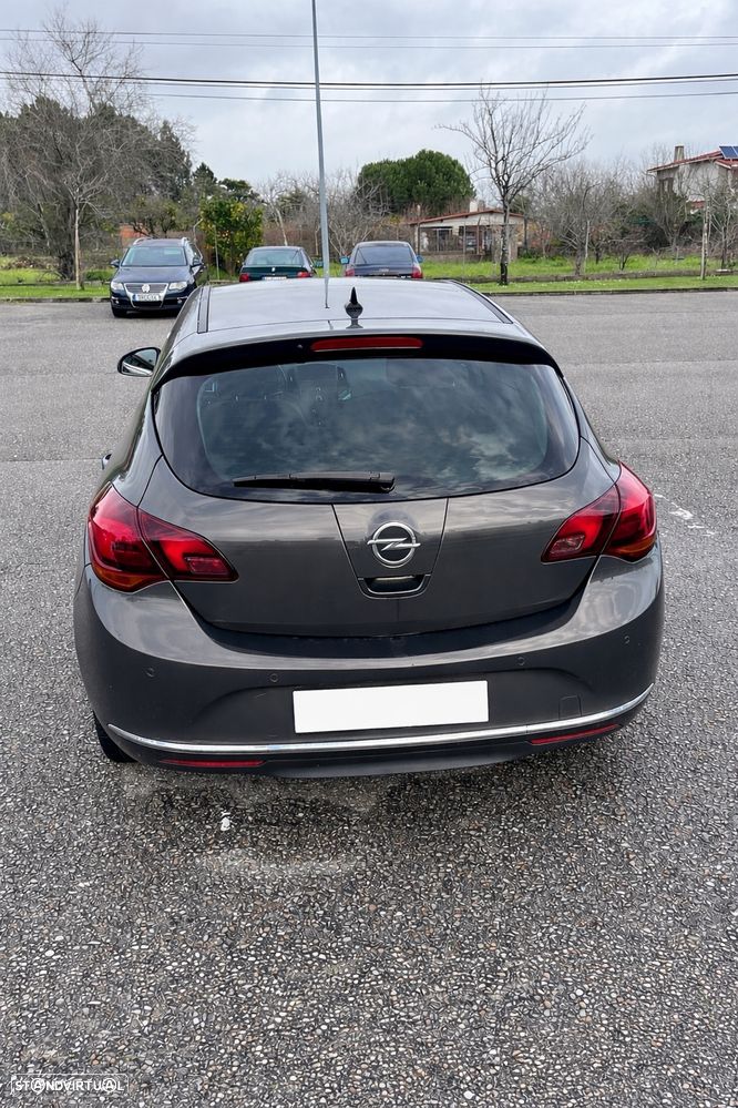 Opel Astra 1.6 CDTI Cosmo Start/Stop - 2