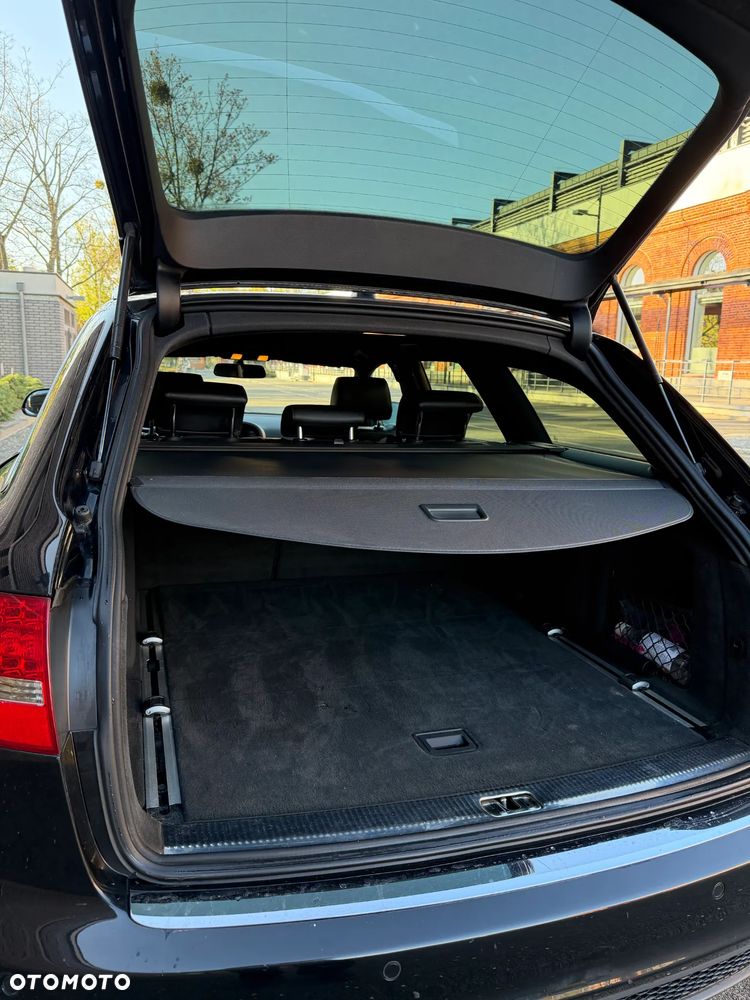 Audi A6 Avant 2010 photo 4
