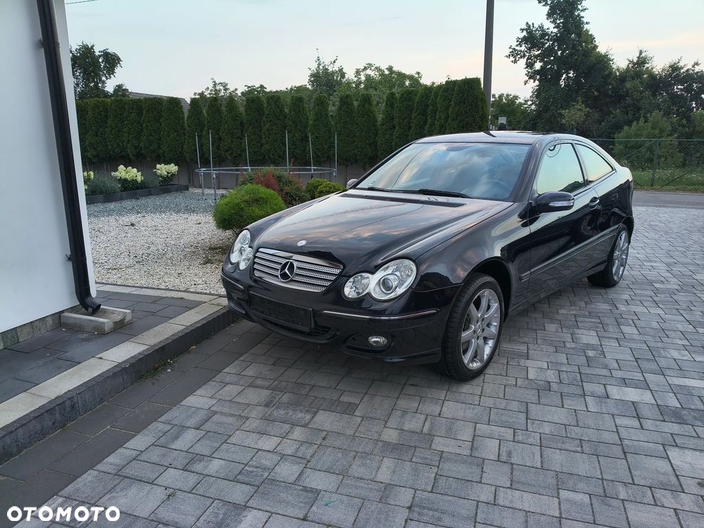 Mercedes-Benz Klasa C 180 Kompressor Sport Edition - 20
