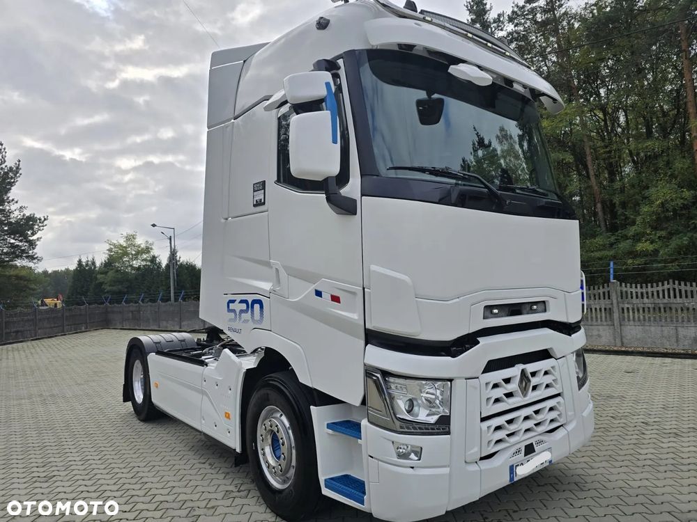 Renault T
