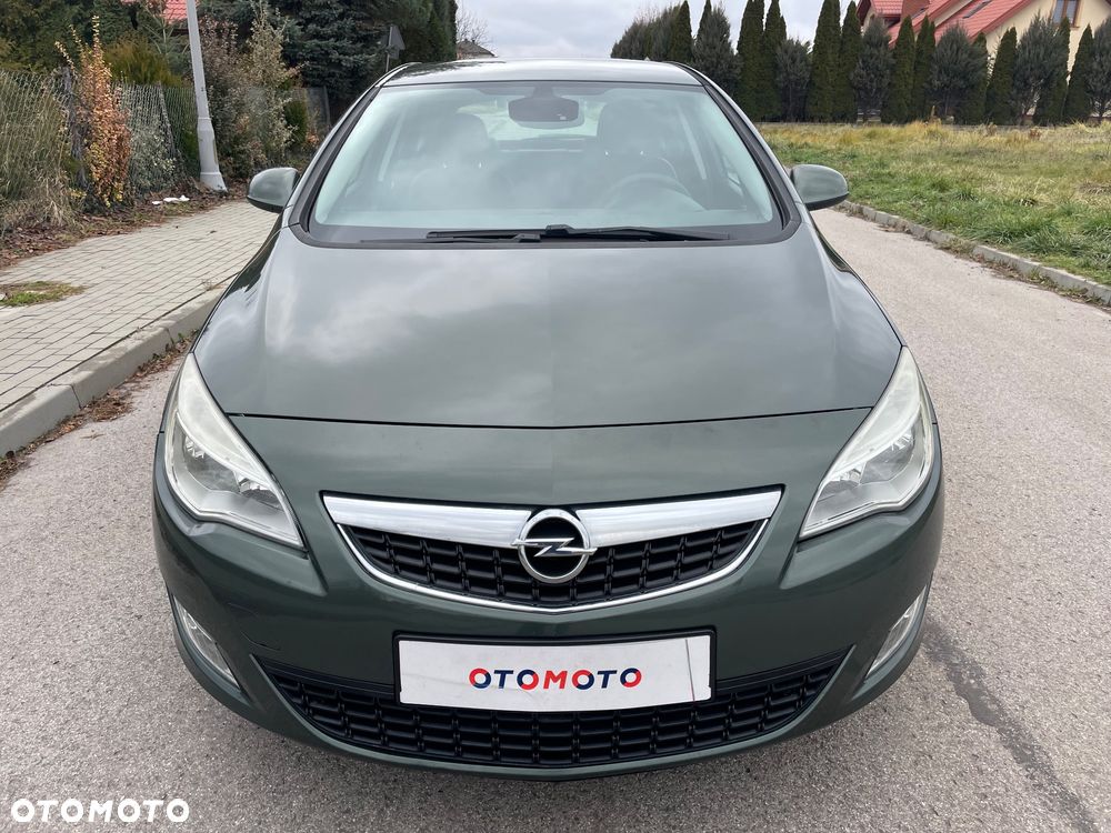 Opel Astra 1.7 CDTI Cosmo - 21