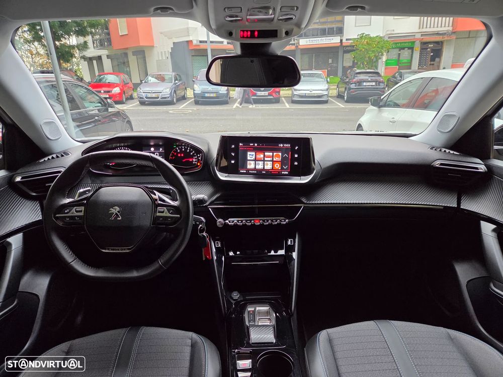 Peugeot 2008 PureTech 130 EAT8 Allure - 6