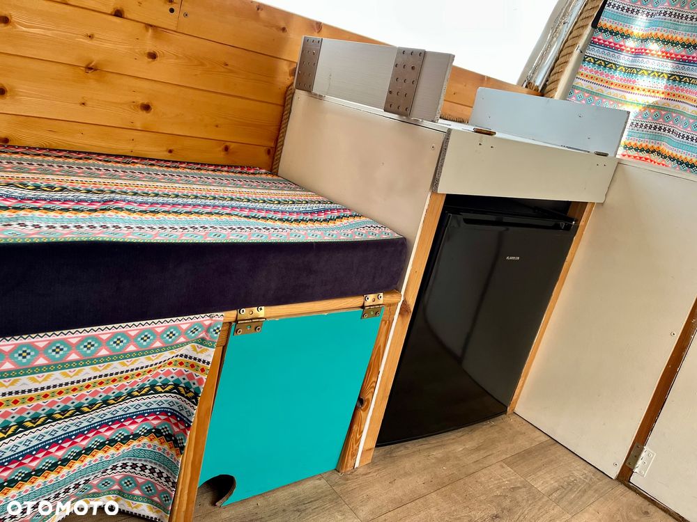 Volkswagen Transporter - 9