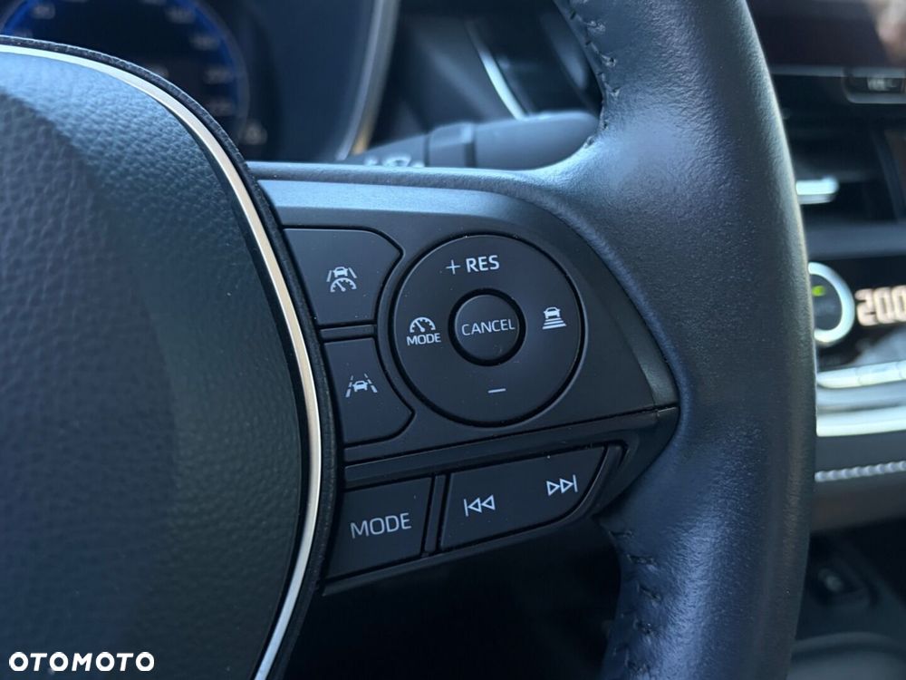 Toyota Corolla 1.8 Hybrid Style - 17