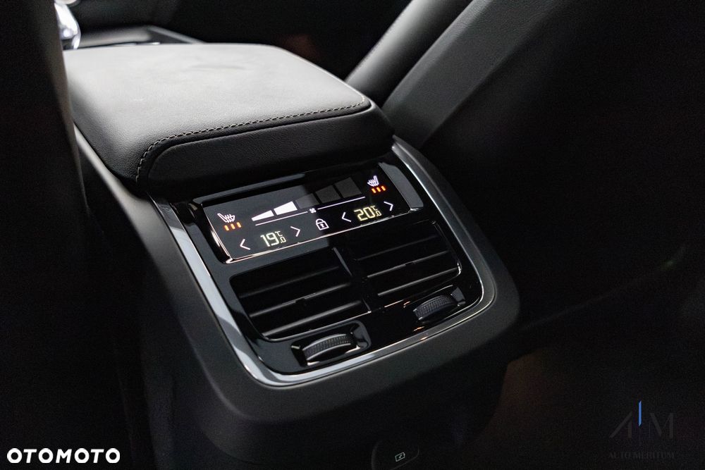 Volvo S60 B5 B AWD Ultimate Dark - 29