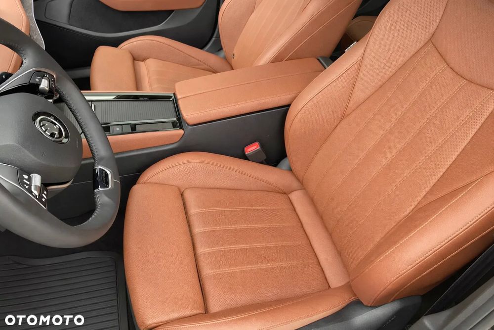 Skoda Superb 2.0 TDI SCR 4x4 L&K DSG - 14