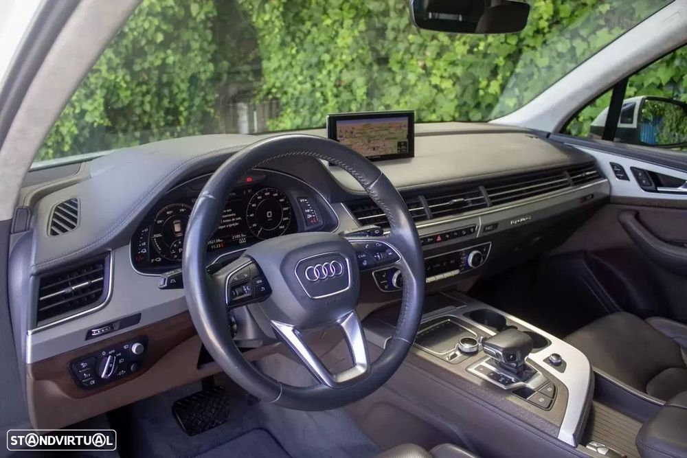 Audi Q7 3.0 TDi E-tron quattro Tiptronic — fotografia 11